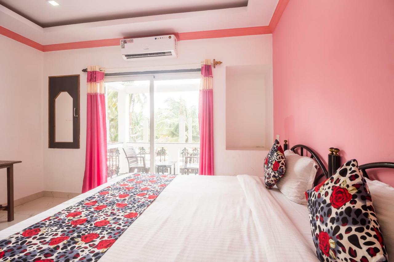 Queen Of Queen'S Hotel Calangute Zewnętrze zdjęcie
